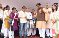 रैंप पर चलने वाला हमारा एक-एक पशु बन गया सेलिब्रिटी: धनखड़