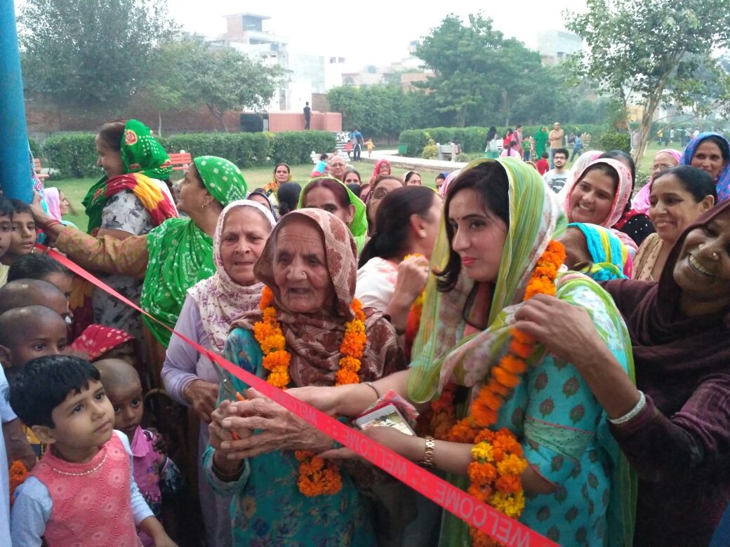 शहीद भगत सिंह पार्क में योगा शेड जनता को समर्पित