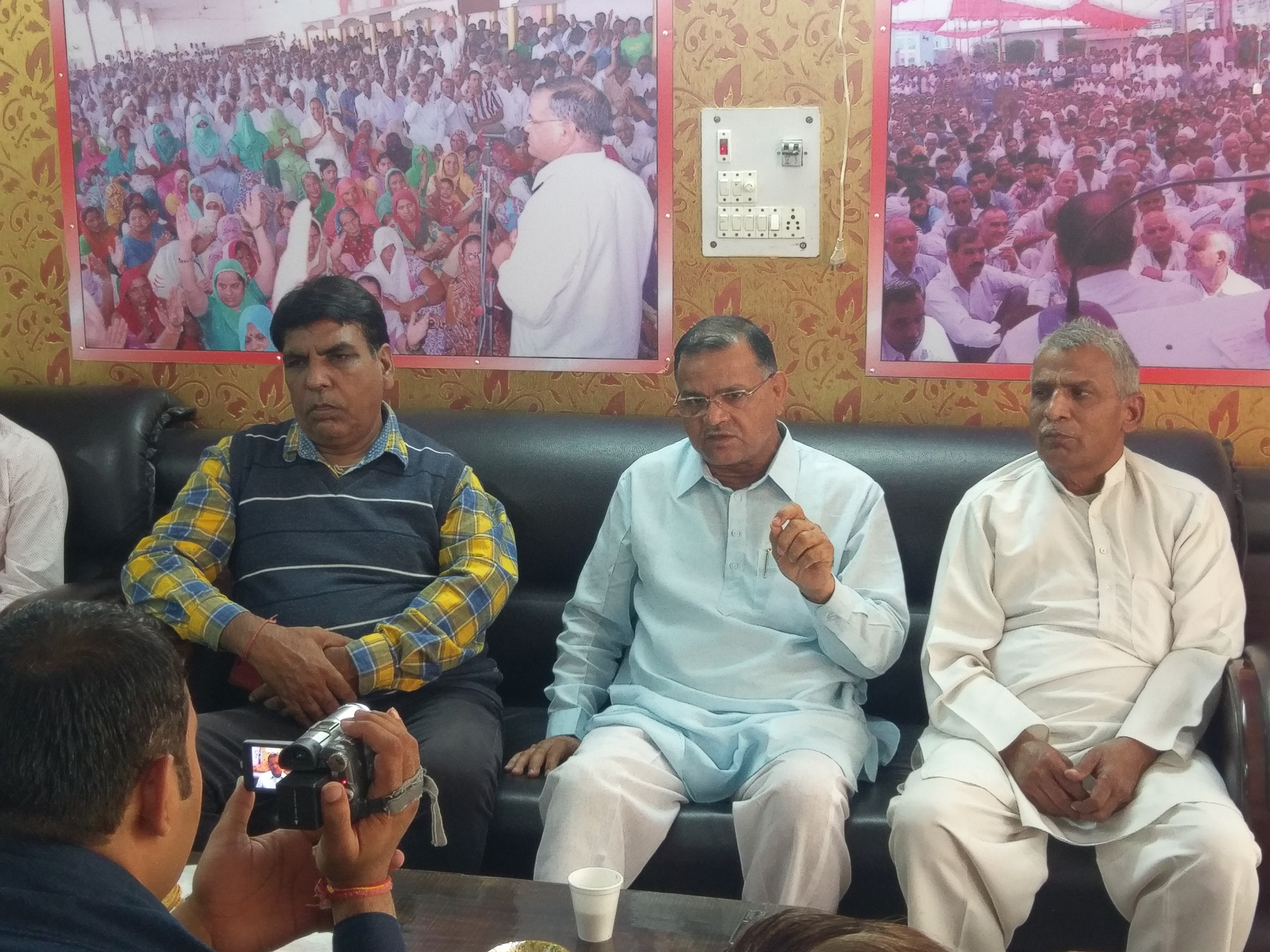 पटवार खाने से हुई चोरी में किसी बडे घोटाले का नजर आ रहा है अंदेशा: नफे सिंह राठी
