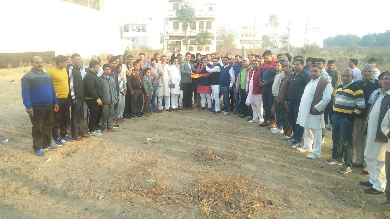 गुजरात और हिमाचल में मोदी सरकार की नीतियों की हुई जीत: नवीन सौलधा, सेक्टर 2 स्थित कार्यालय पर लड्डू बांटकर कार्यकर्ताओं के साथ मनाई जीत की खुशी