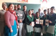 मांडोठी गांव के राजकीय कन्या वरिष्ठ माध्यमिक विधालय में उपमंडल विधिक सेवा समिति के तत्वाधान में बच्चों को स्कूली लीगल लिटरेसी क्लब के अंतर्गत कानूनी जागरुकता शिविर का किया गया आयोजन ।