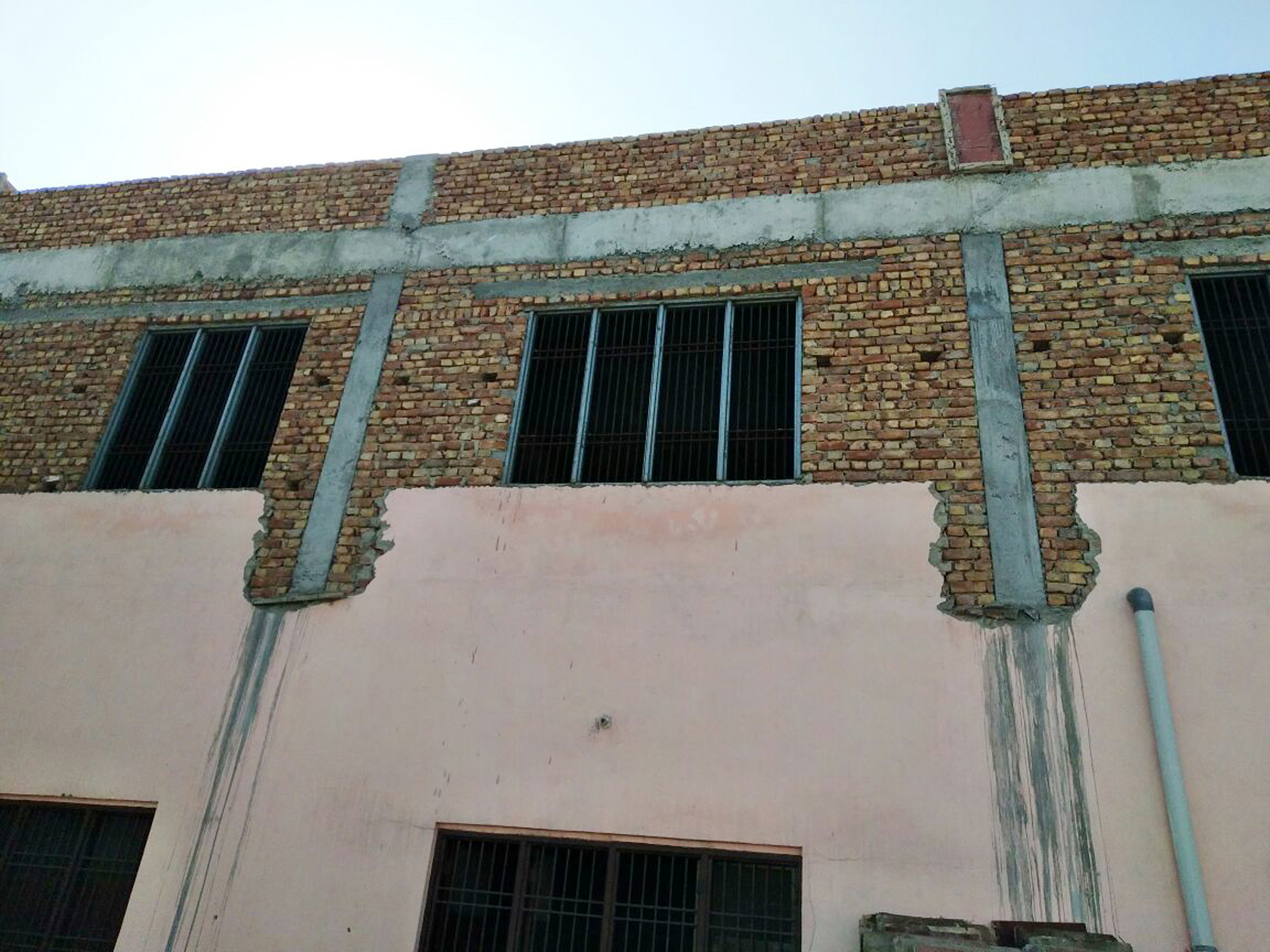 वार्ड-30 के बारातघर का कार्य अधर में लटका, नहीं ली जा रही कार्य की सुध, वार्ड पार्षद डा. नीना सतपाल राठी ने नगर परिषद अधिकारियों व विधायक पर लगाया अनदेखी का आरोप -जल्द ही बारातघर व वार्ड में जनसुविधाएं मुहैया करवाए जाने की उठाई आवाज