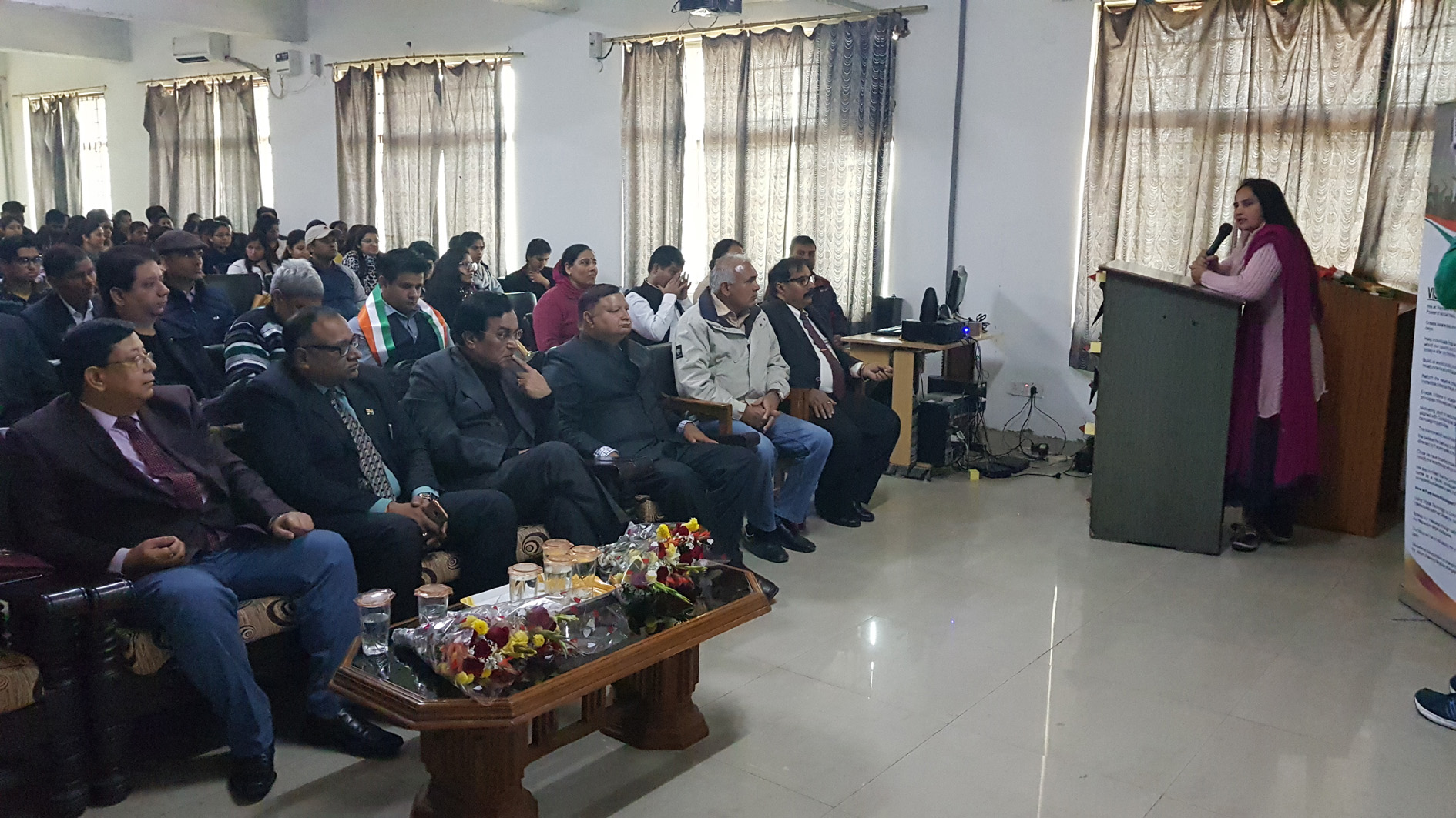 विद्यार्थियों में कानूनी ज्ञान का होना जरूरी : नीना राठी