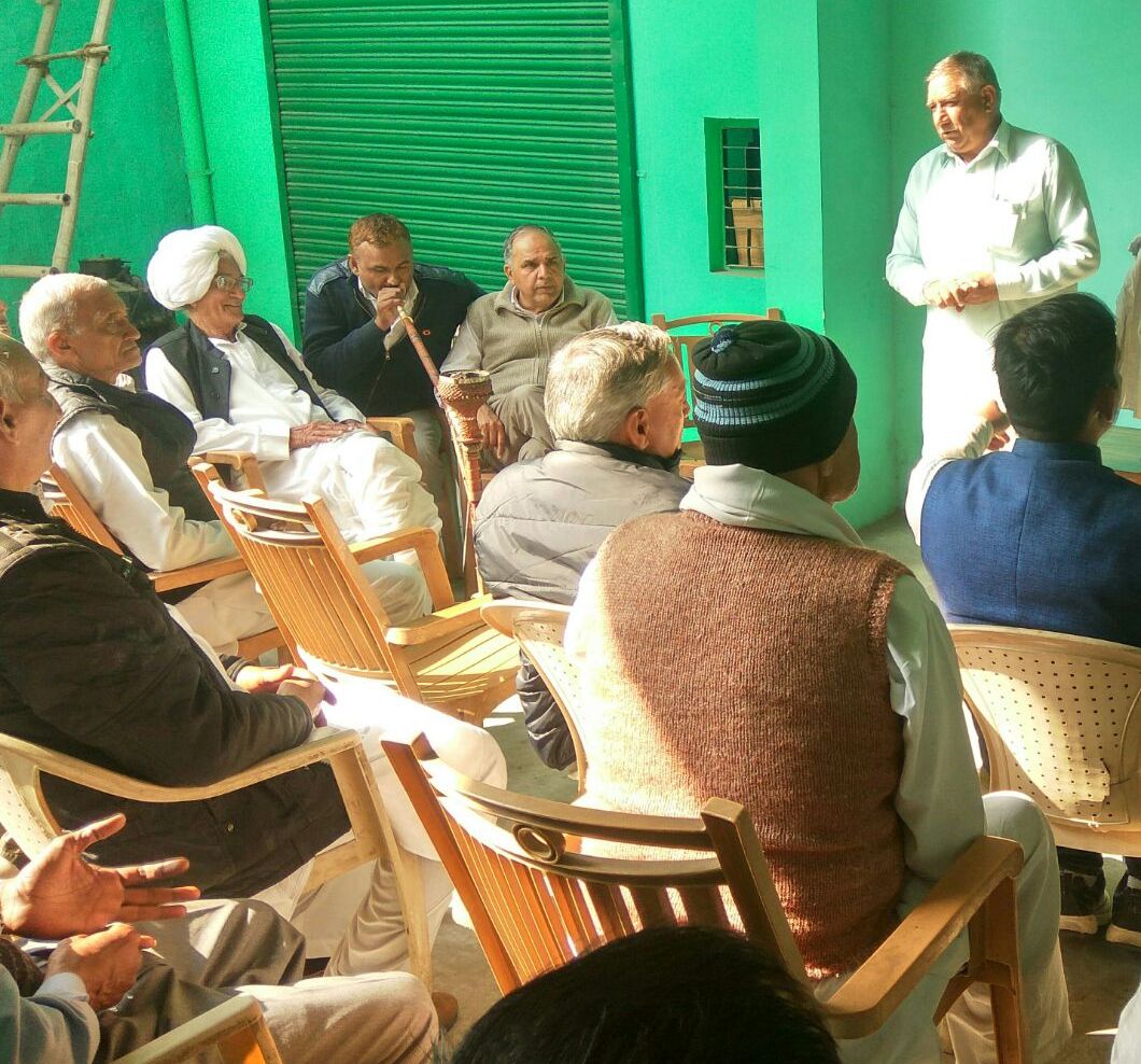 झज्जर जिले के इनेलो कार्यकर्ता अमित शाह को काले झंड़े दिखाकर विरोध जताएंगे: कर्मबीर