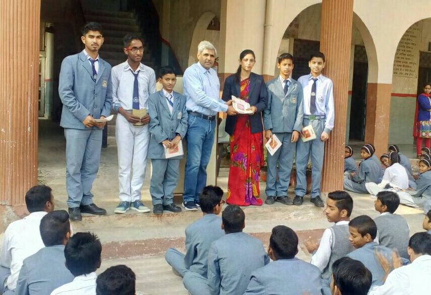 एस आर सीनियर सेकेंडरी स्कूल में  लीगल लिटरेसी क्लब का किया गया गठन ।