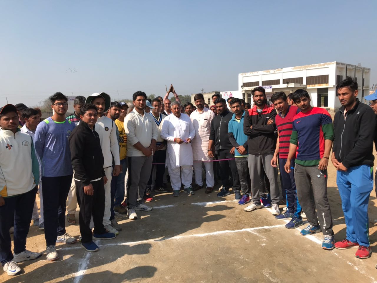 निलोठी में जिलाध्यक्ष कर्मबीर ने कराया सेमिफाईनल मेच का शुभारंभ