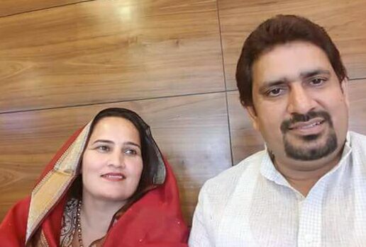 उपचुनाव में कांग्रेस व तृणमूल कांग्रेस पार्टी की शानदार जीत पर हरियाणा प्रदेश महिला कांग्रेस महासचिव एवं वार्ड-30 से पार्षद डा. नीना सतपाल राठी व पंचायती राज प्रकोष्ठ महासचिव सतपाल राठी ने जताई खुशी।