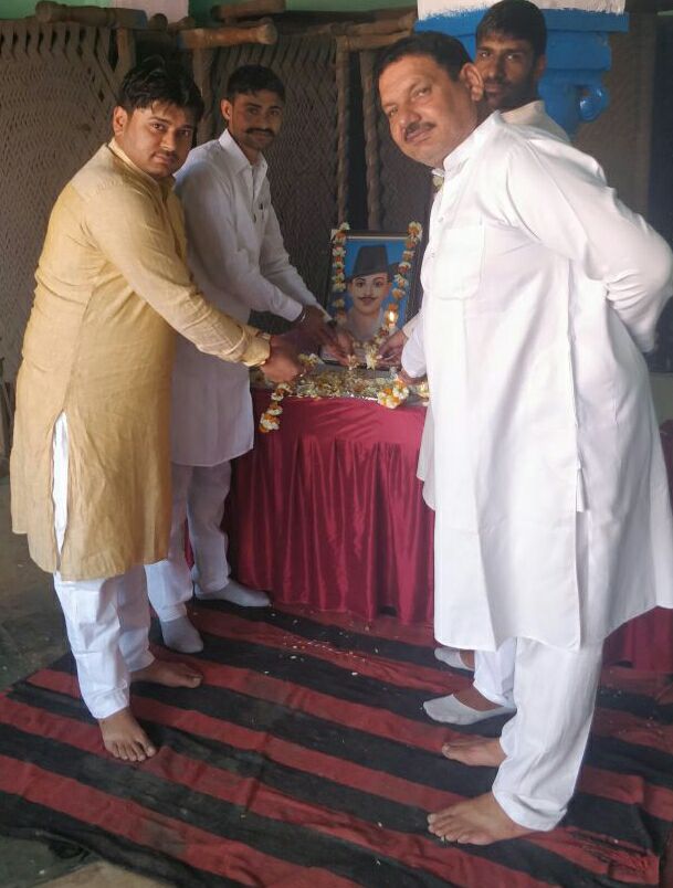 शहीदी दिवस पर दुल्हेड़ा में लगा नि:शुल्क स्वास्थ्य जांच शिविर