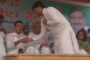 ऑपरेशन परिंदा बुझाएगा पक्षियों की प्यास, श्याम बाबा समिति ने अग्रवाल कॉलोनी में सकोरे वितरित कर किया ऑपरेशन परिंदा आरम्भ