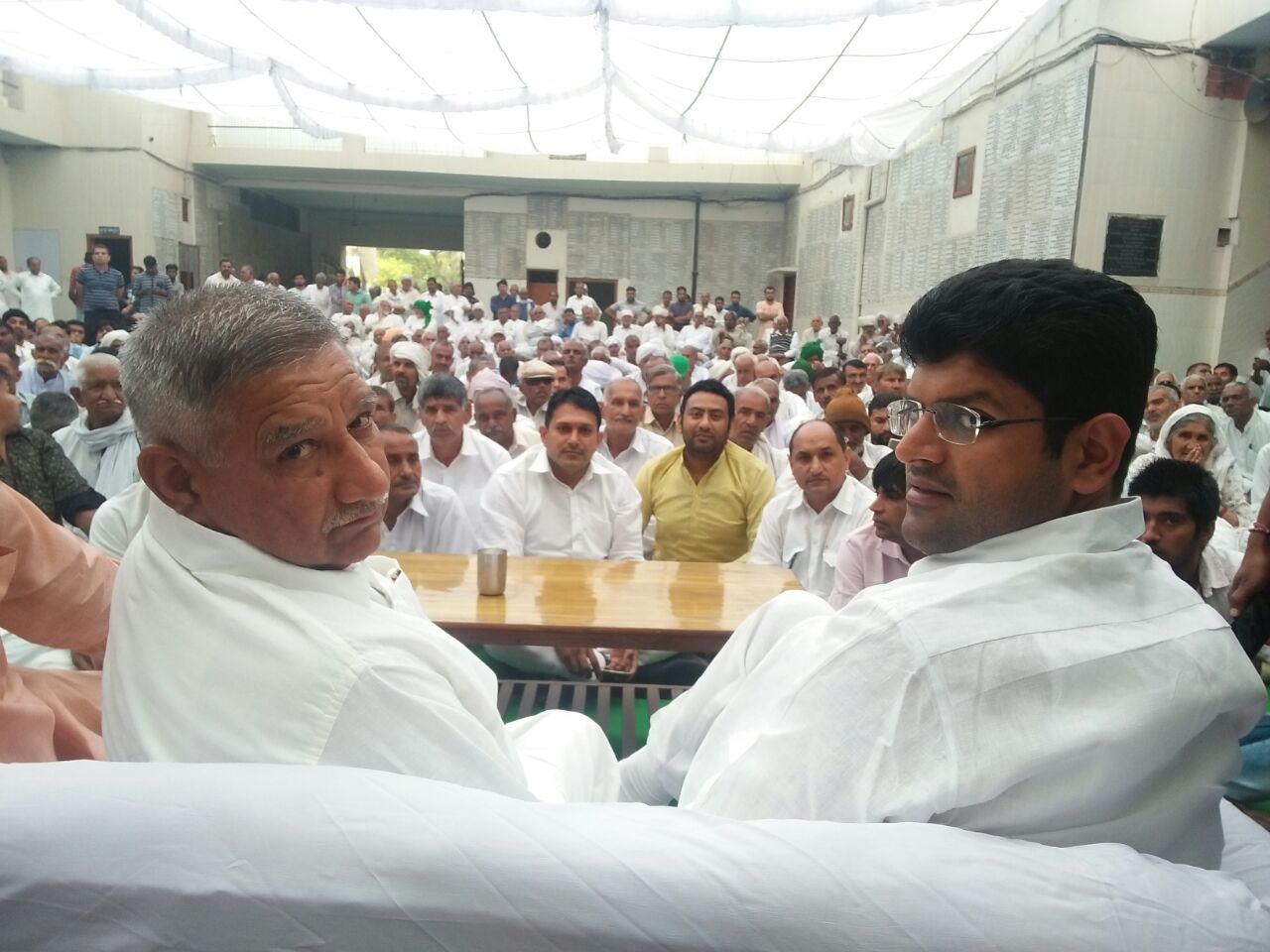 इनेलो सुप्रीमो चौधरी ओमप्रकाश चौटाला  हुए  पार्टी कार्यकर्ताओं से रूबरू