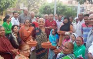 भाविप ने पक्षियों के दाना पानी हेतु लोगों को भेंट किए सकोरे