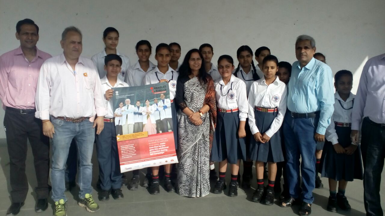भारत को खसरा एवं रूबेला रोग से मुक्त करने के उद्देश्य से मीजल्स रूबेला अभियान के अंतर्गत बाल भारती स्कूल में स्वास्थ्य विभाग की ओर से किया गया सेमिनार का आयोजन।