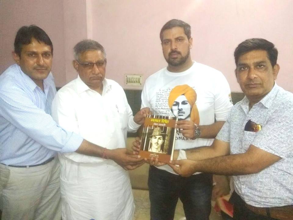 शहीद भगत सिंह के पौत्र यादवेंद्र सिंह का हुआ बहादुरगढ़ में जोरदार स्वागत