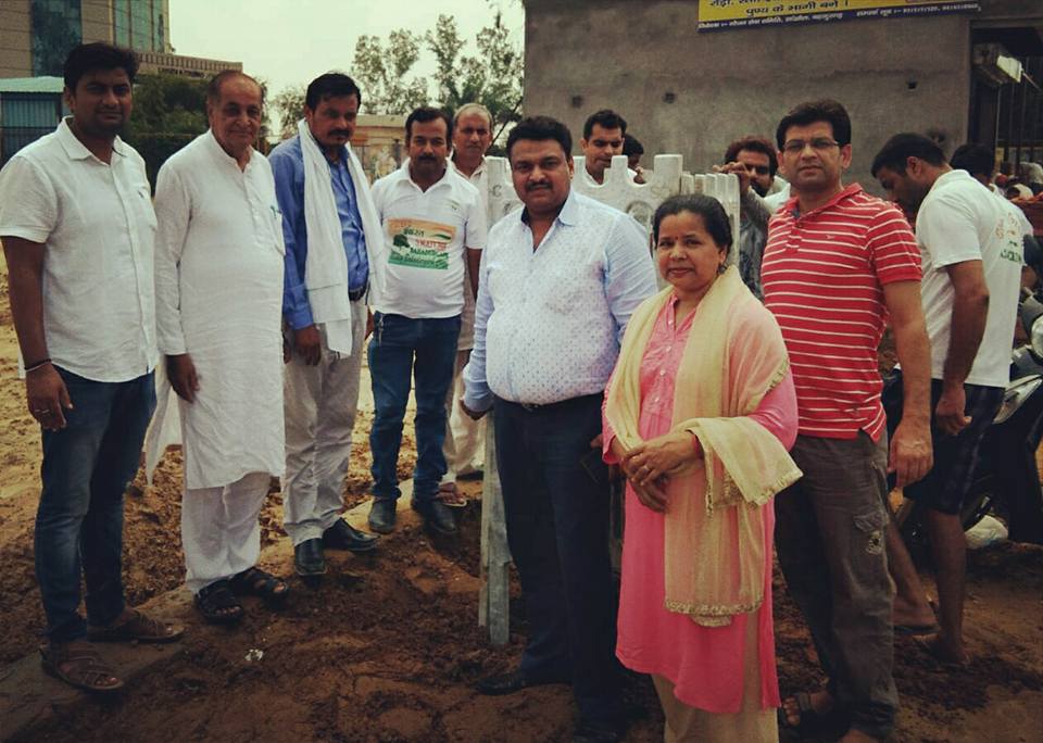 जाखौदा में निर्माणाधीन गौ एवं वन्य जीव उपचार केन्द्र में गौधन सेवा समिति ने चलाया पौधारोपण कार्यक्रम, क्लीन एंड ग्रीन संस्था का रहा विशेष सहयोग