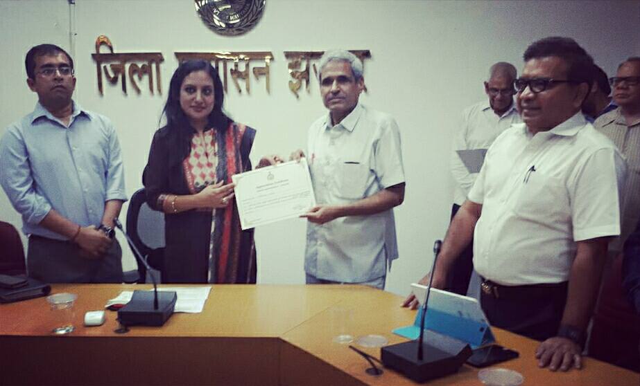 *उपमंडल विधिक सेवाएं समिति के सदस्य सत्येंद्र दहिया को जिला प्रशासन ने किया सम्मानित*