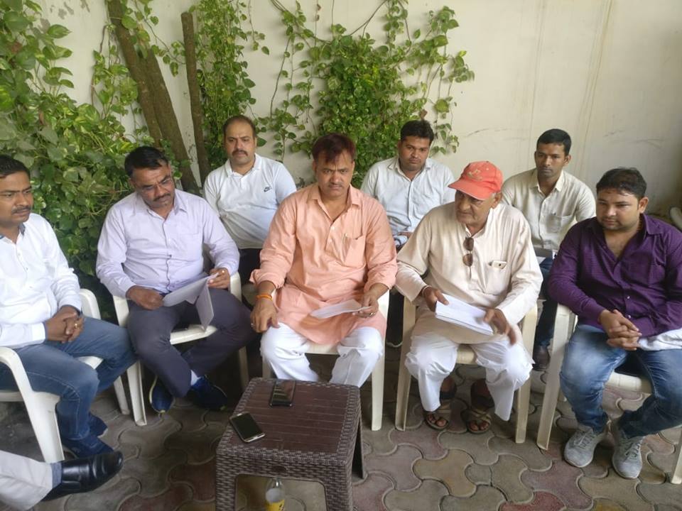 नगर परिषद बहादुरगढ़ में सफाई के नाम पर चल रहा है सरकारी खजाने की सफाई का काम : बहादुरगढ़ पार्षद संघ।