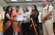 डॉ आशा शर्मा को एडीजीपी ने किया सम्मनित