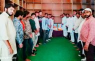 सामाजिक कार्यकर्ताओं ने लाल बहादुर शास्त्री व महात्मा गांधी का जन्मदिवस मनाया * सामाजिक कार्यकर्ताओं ने कबाड़ी मार्किट में किया महापुरूषों को नमन