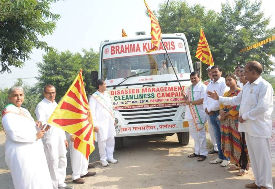 आपदा प्रबंधन व पर्यावरण संरक्षण के संदेश के साथ बहादुरगढ़ पहुंची यात्रा* - *विधायक नरेश कौशिक ने किया यात्रा का स्वागत, उद्देश्य को बताया सार्थक*