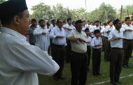 संघ के स्थापना दिवस पर आरएसएस कार्यकर्ताओं ने आरएसएस कार्यकर्ताओं ने किया शस्त्र पूजन व शक्ति प्रदर्शन।
