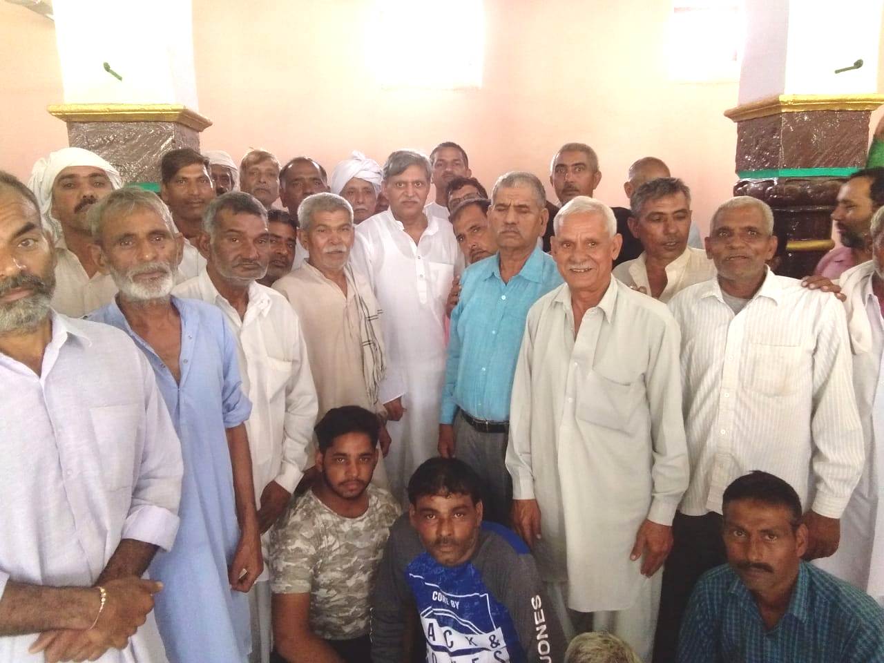 रमेश दलाल ने 21 की विशाल जनसभा का ग्रामीणों को दिया निमंत्रण * अभय चौटाला व अशोक अरोडा होंगे मुख्यअतिथि * झज्जर रोड स्थित सब्जी मंडी में होगी रमेश दलाल की विशाल जनसभा