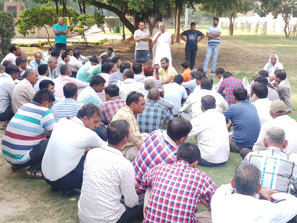 पूर्व जिला परिषद चेयरमैन सतीश छिकारा ने हड़ताल पर बैठे रोडवेज कर्मचारियों को दिया समर्थन ,  सरकार विभागों में सुधारीकरण की नीति के बजाय निजीकरण करना चाहती : सतीश छिकारा