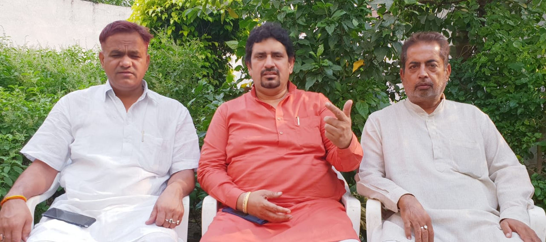 भाजपा की जनविरोधी व दमनकारी नीतियों से कर्मचारी व आमजन में रोष : सतपाल राठी वरिष्ठ कांग्रेसी नेता सतपाल राठी ने हड़ताली रोडवेज कर्मचारियों की मांगों का किया समर्थन -भाजपा के झूठे वायदों व जुमलों के बहकावे में नहीं आने वाले हैं अब लोग