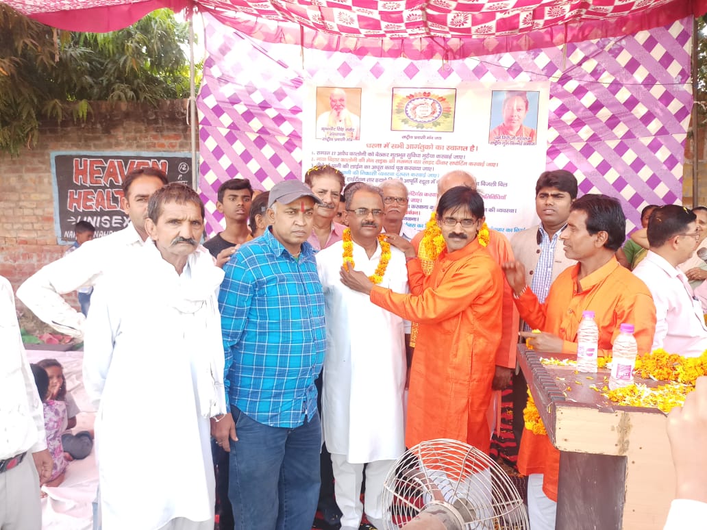 सतीश छिकारा ने दिया माया विहार वेलफेयर विकास समिति के तीन दिवसीय धरना को समर्थन