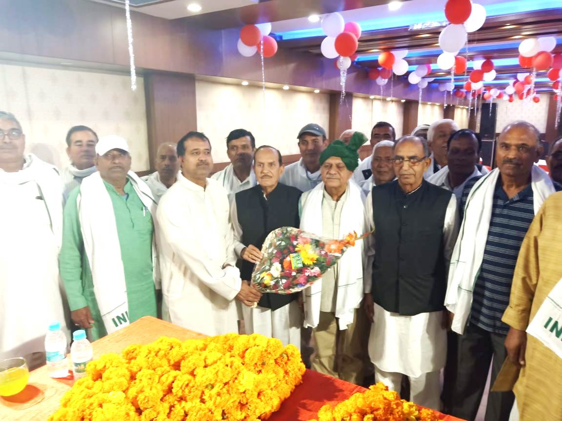 इनेलो भूतपूर्व सैनिक प्रकोष्ठ की हुई बैठक * ब्रिगेडियर दीपक खुराना व धर्मबीर फौजी भाजपा पर जमकर बरसे