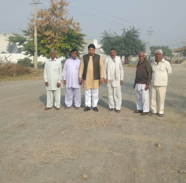 *सेक्टर-9ए में हुआ सी.सी.रोडो का उद्धघाटन,विधायक बोले,सैनी है पूरी तरह वार्ड के लिए समर्पित -विधायक नरेश कौशिक*