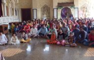 *जीवन में आगे बढऩे के लिए प्रेरित करते हैं धार्मिक आयोजन : उपायुक्त* - *उपायुक्त सोनल गोयल ने इस्कान मंदिर में गोवर्धन पर्व पर दी श्रद्धालुओं को शुभकामनाएं*