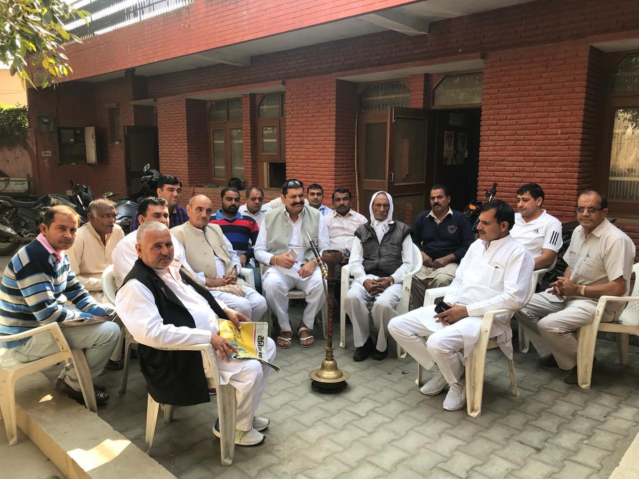 बरवाला जन क्रांति रैली में 25 को हजारों कार्यकर्ताओं के साथ जाऊंगा: राजेंद्र जून  *रोहद टोल टैक्स से सुबह 9:30 बजे होंगे बरवाला के लिए रवाना