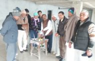कांग्रेस नेता सतीश छिकारा ने केक काटकर धूमधाम से मनाया कांग्रेस का स्थापना दिवस     देश का विकास और जनसेवा ही कांग्रेस का ध्येय : सतीश छिकारा