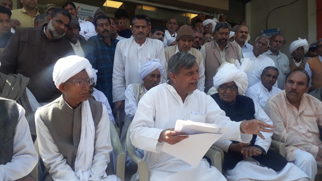 छारा गांव के किसानों के संघर्ष की हुई जीत, 1 करोड़ 11 लाख प्रति एकड़ मिलेगा मुआवज़ा।