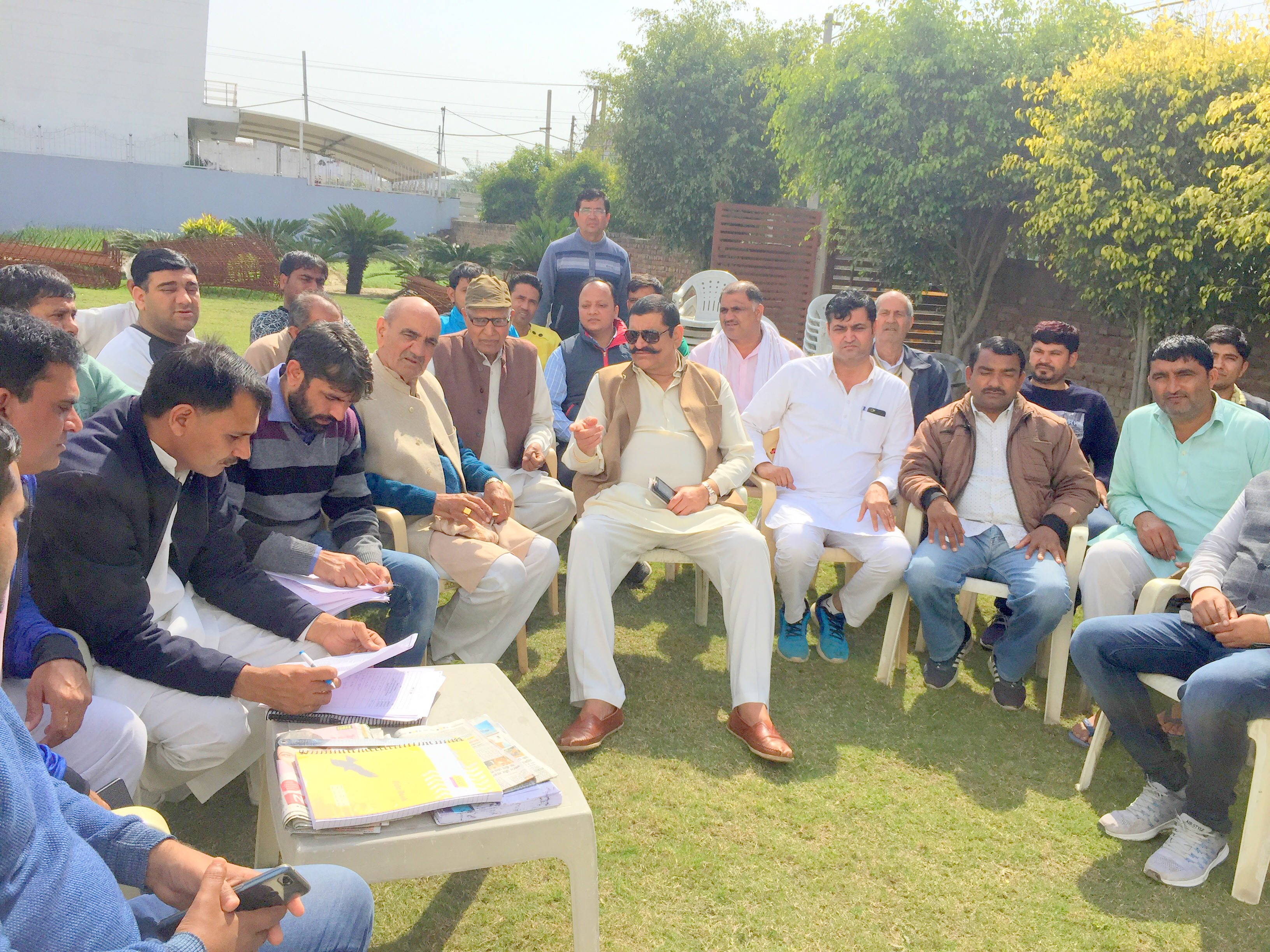 प्रदेश व केंद्र की भाजपा सरकार से सभी वर्ग दुखी: राजेंद्र जून