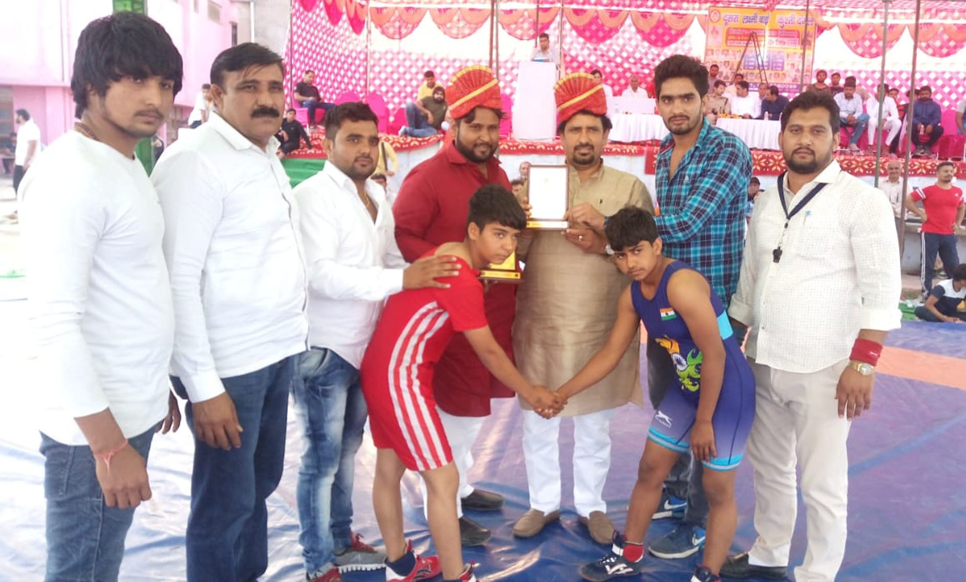 अपनी प्रतिभा का लोहा मनवाते हुए समाज को गौरवांवित कर ही बेटियां : सतपाल -लक्ष्मीबाई कुश्ती दंगल में लड़कियों ने दिखाई प्रतिभा -युवाओं से नशे की लत से दूर रहने का किया आह्वान