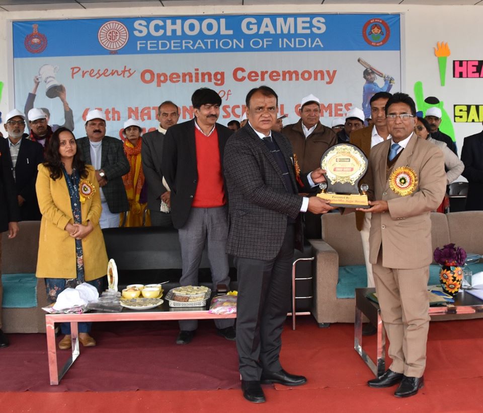 *65वें नेशनल स्कूल गेम्स का झज्जर में हुआ शानदार आगाज :* - *लड़कों के अंडर 19 वर्ग की प्रतियोगिता में विभिन्न प्रदेशों के 432 खिलाड़ी दिखाएंगे दम* - *संस्कारम स्कूल में आयोजित उद्घाटन समारोह में झज्जर उपायुक्त जितेंद्र दहिया ने किया खेलों का शुभारंभ*