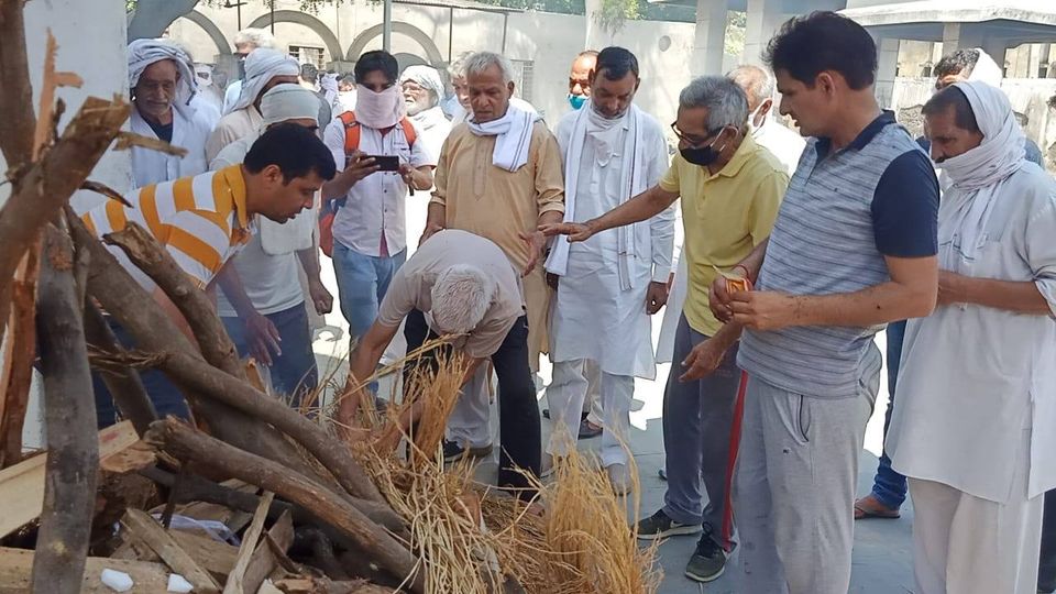 स्वतंत्रता सेनानी कैप्टन कंवल सिंह दलाल की धर्मपत्नी पार्वती देवी का निधन --राजकीय सम्मान के साथ राम बाग में हुआ अंतिम संस्कार