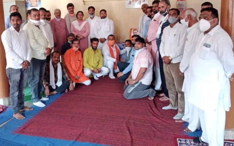 अटल मंडल ने पंडित दीनदयाल उपाध्याय की जयंती मनाई।
