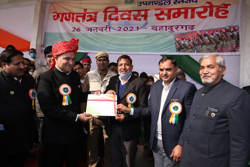 भारत विकास परिषद बहादुरगढ शाखा को उत्कृष्ट सेवा एंव संस्कार कार्यों के लिए किया गया सम्मानित।