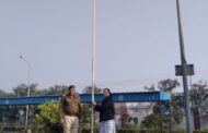 कोर्ट परिसर में अतिरिक्त सिविल जज दीप्ती ने फहराया तिरंगा