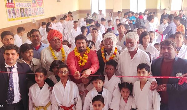 खेलों से जहां छुपी प्रतिभा निखरती है वहीं आगे बढऩे की मिलती है प्ररेणा  : सतपाल राठी