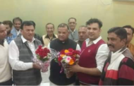 कार्यकर्ताओं ने धूमधाम से मनाया इनेलों प्रदेशाध्यक्ष नफे सिंह राठी का जन्मदिन