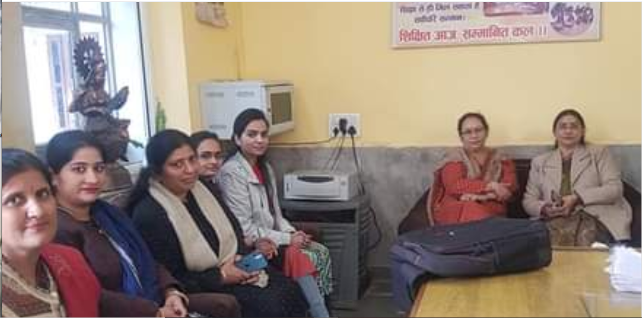 छात्राओं के मार्गदर्शन हेतु सेमिनार का आयोजन
