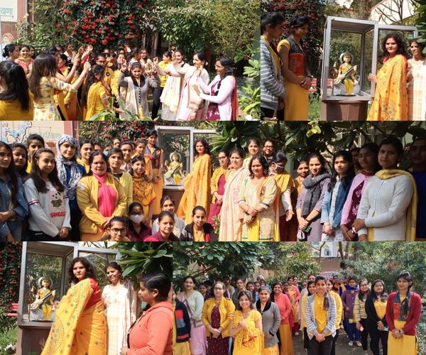 भावी अध्यापिकाओं ने मॉ सरस्वती का पूजन कर व नाच गाकर बसंत पंचमी का मनाया पर्व