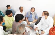 किसान नेता सतीश छिकारा ने सांसद अरविंद शर्मा के पिता के निधन पर जताया शोक।