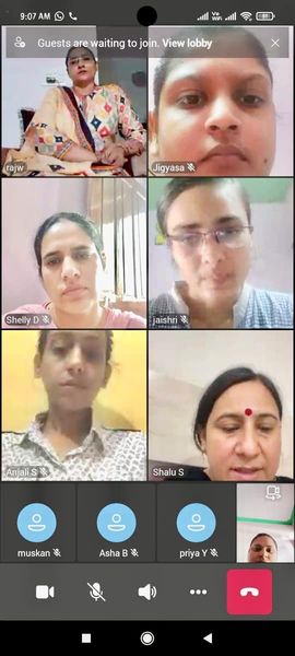 वैश्य आर्य कन्या महाविद्यालय की रेड क्रॉस यूनिट ने *सर्व धर्म प्रार्थना सभा* का किया आयोजन।