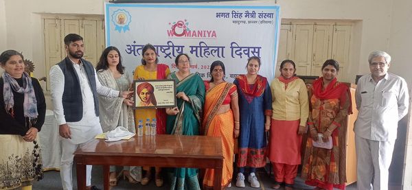 नारी सशक्तिकरण स्वयं नारी के हाथ : अंशु प्रदीप यादव