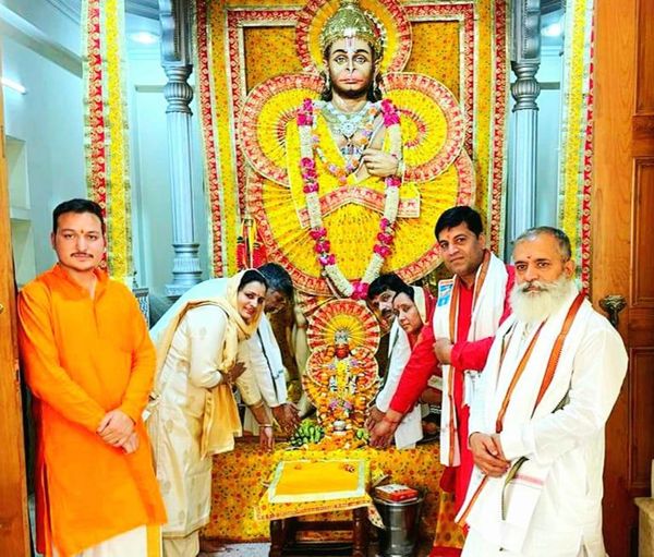 धर्म समाज को जोडऩे का मूल मंत्र है: नीलम अहलावत, चेयरपर्सन