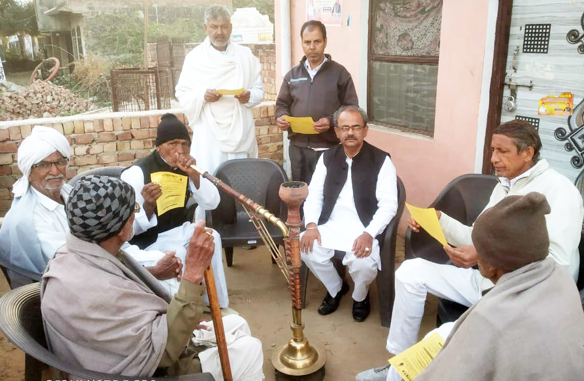 प्रदेशाध्यक्ष सतीश छिकारा ने बहादुरगढ हल्के के विभिन्न गाँवो में किसानों व लोगों को किसान गर्जना रैली का दिया निमंत्रण